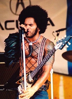 Lenny Kravitz at the New Orleans Jazz and Heritage Festival, 2002